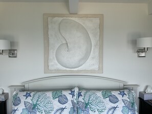 3 bedrooms, WiFi - Bay front home with remarkable amenities and views. (Truro)