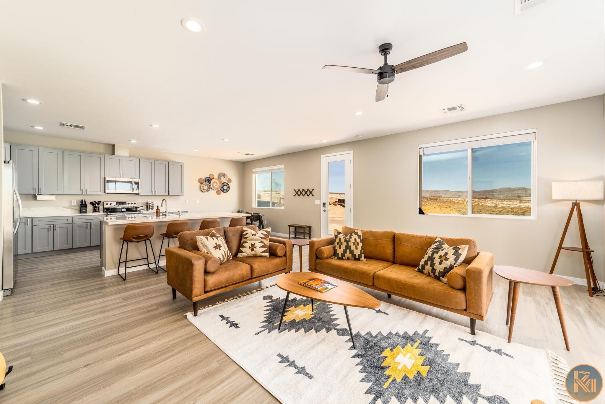 Pueblo en Powell - Hot Tub, Game Room, Lake Views