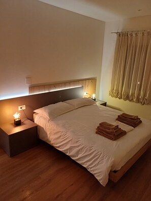 1 bedroom, desk, iron/ironing board, free WiFi