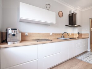 Fridge, microwave, oven, dishwasher - Rybacka by Interhome (Słupsk)