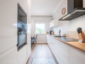 Fridge, microwave, oven, dishwasher