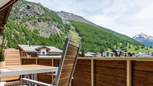 Outdoor dining - Casa Antares – Montela Holiday Stay by Interhome (Saas-Grund)