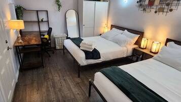 2 Schlafzimmer, Schreibtisch, Bügeleisen/Bügelbrett, WLAN