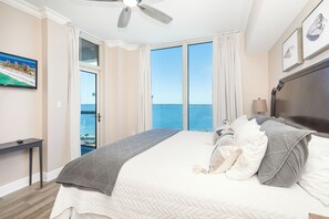 2 bedrooms, iron/ironing board, WiFi, bed sheets - Stunning Sunsets in Tower 3-2006 (Pensacola Beach)