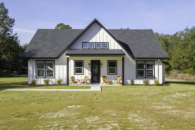 The Rustic River Retreat at Ginnie Springs