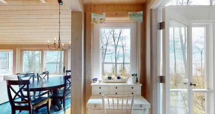 Oceanfront retreat with sunrise views, screened porch, & deck