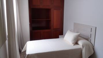 4 slaapkamers, wifi, beddengoed