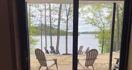 Escape to Paradise: Your dream vacation awaits in our stunning lakefront rental!