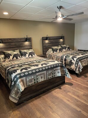 4 bedrooms, iron/ironing board, free WiFi, bed sheets
