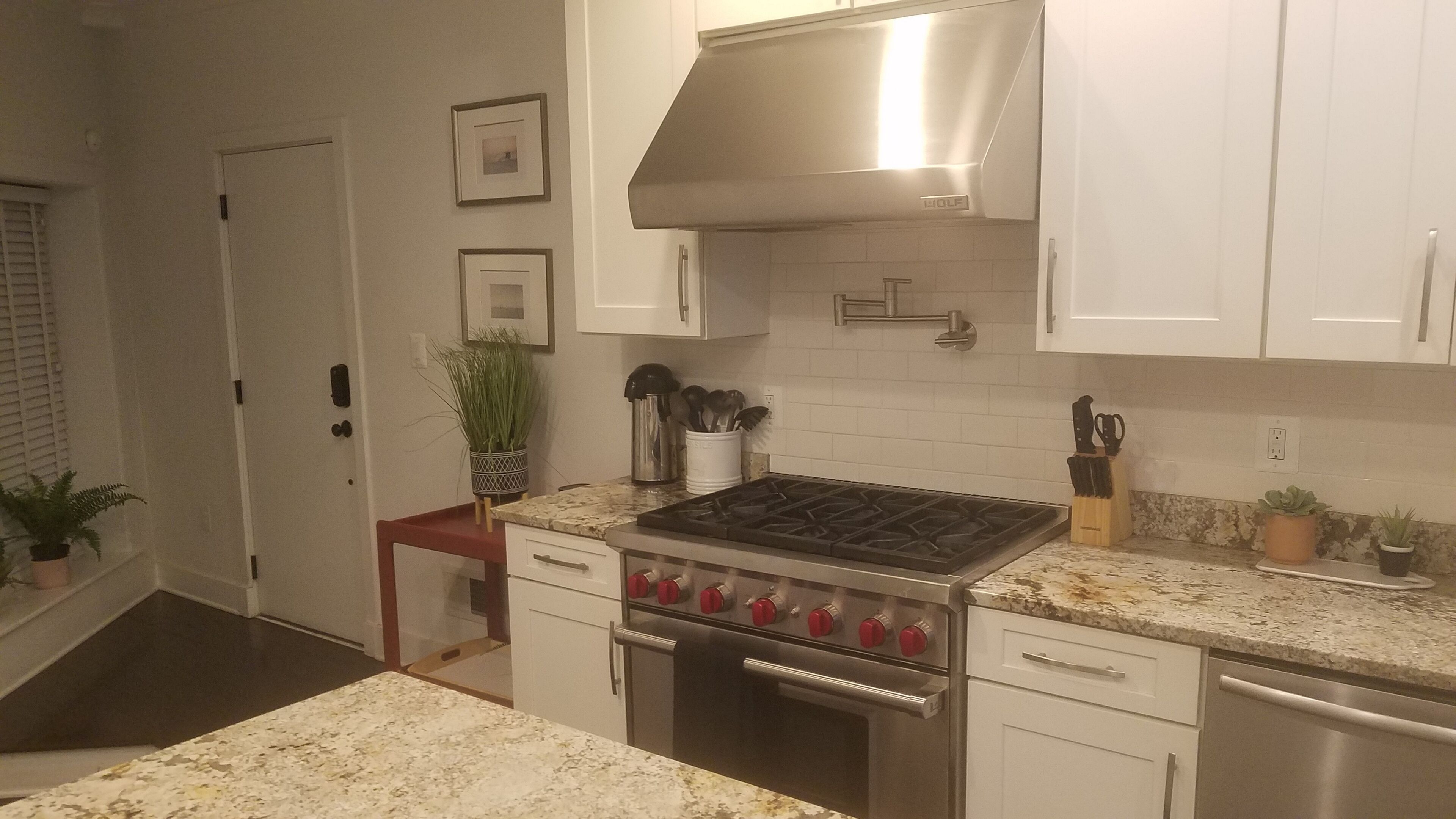 Beautiful Luxury waterfront Property,clean,Fully sterilized,Family oriented.