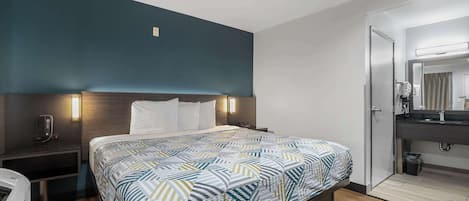 Schreibtisch, laptopgeeigneter Arbeitsplatz, Verdunkelungsvorhänge