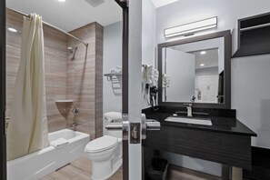 Ducha y bañera combinadas y cabezal de ducha tipo lluvia