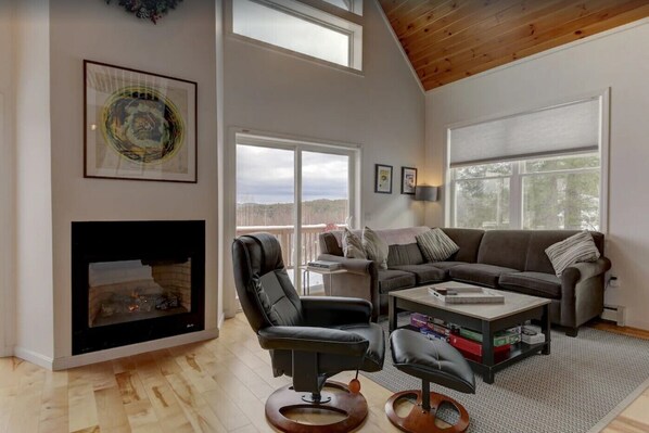 Téléviseur connecté, foyer