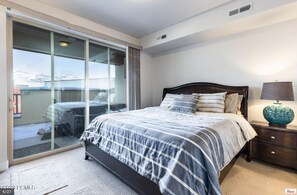 2 quartos, ferros/tábuas de passar roupa, Wi-Fi, roupa de cama