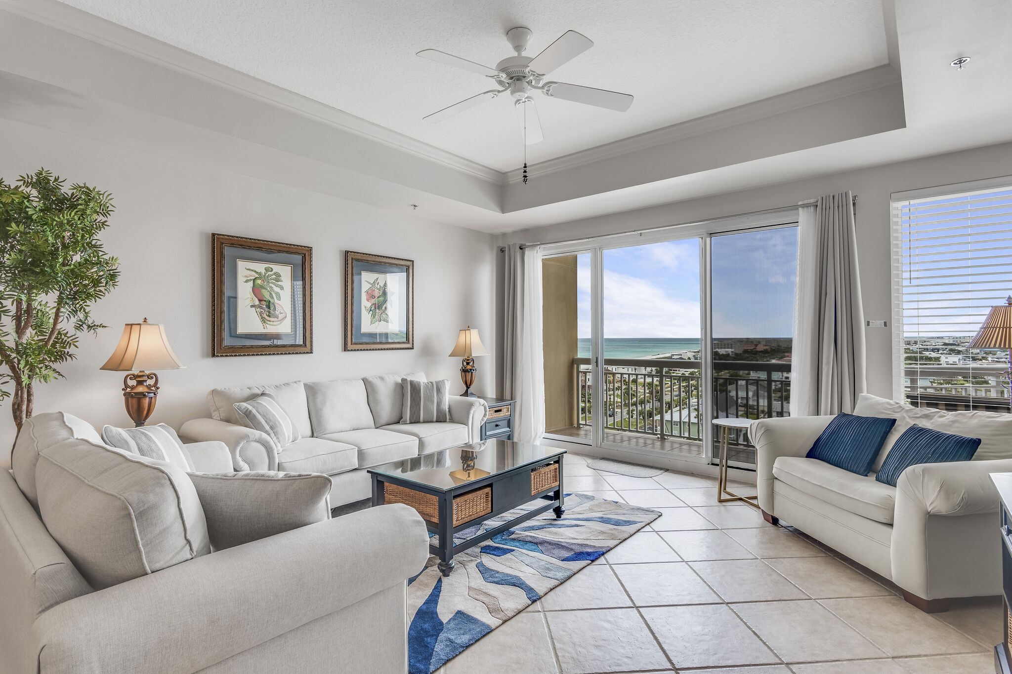 Beautiful Sunsets,Ocean Views,Luxury Condo-FREE Admission to local activities