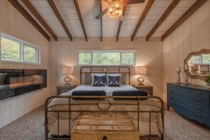 3 bedrooms, WiFi, bed sheets - Frieden Spur by Innsbrook Vacations! (Innsbrook)