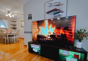 Interior - Cozy Mountain Retreat:The Ultimate WV Getaway w/ large hot tub on spacious porch (Midway)