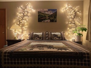 3 makuuhuonetta, työpöytä, silitysrauta/-lauta, ilmainen Wi-Fi