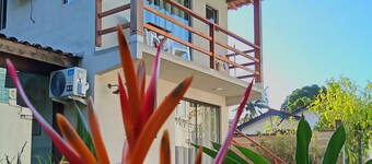 Ilhinha suite in a private condominium, 5 minutes from the beach in the heart of Ilhabela!