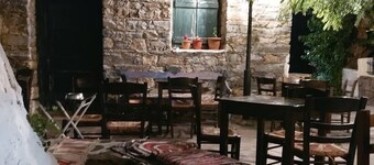 Aegean tradiotional cottage in Akamatra Ikaria