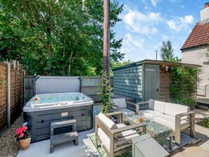 Unclassified image, 5 of 24, button