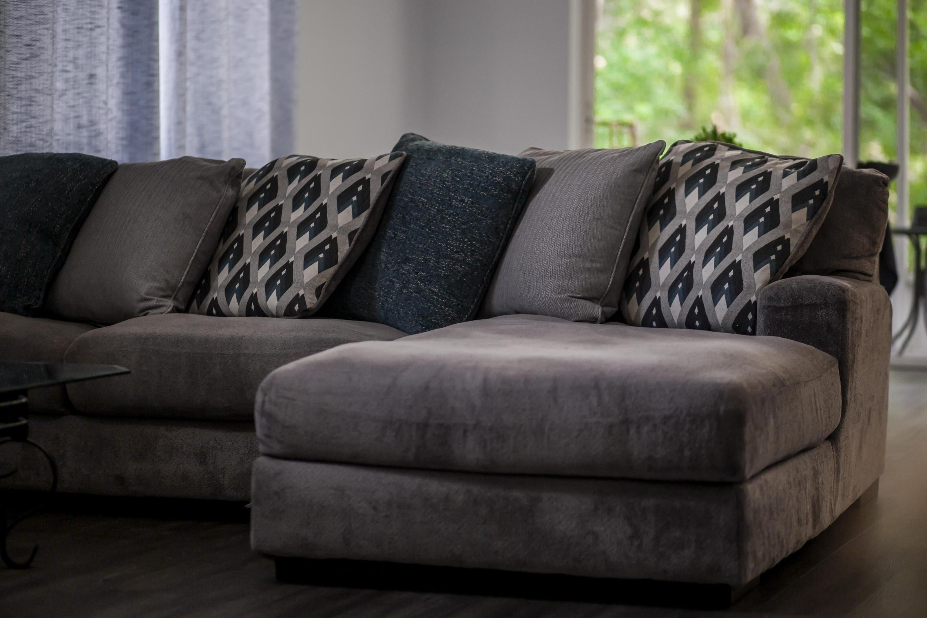 Remodeled Home! Clean 3 Bed / 2.5, Master Suite