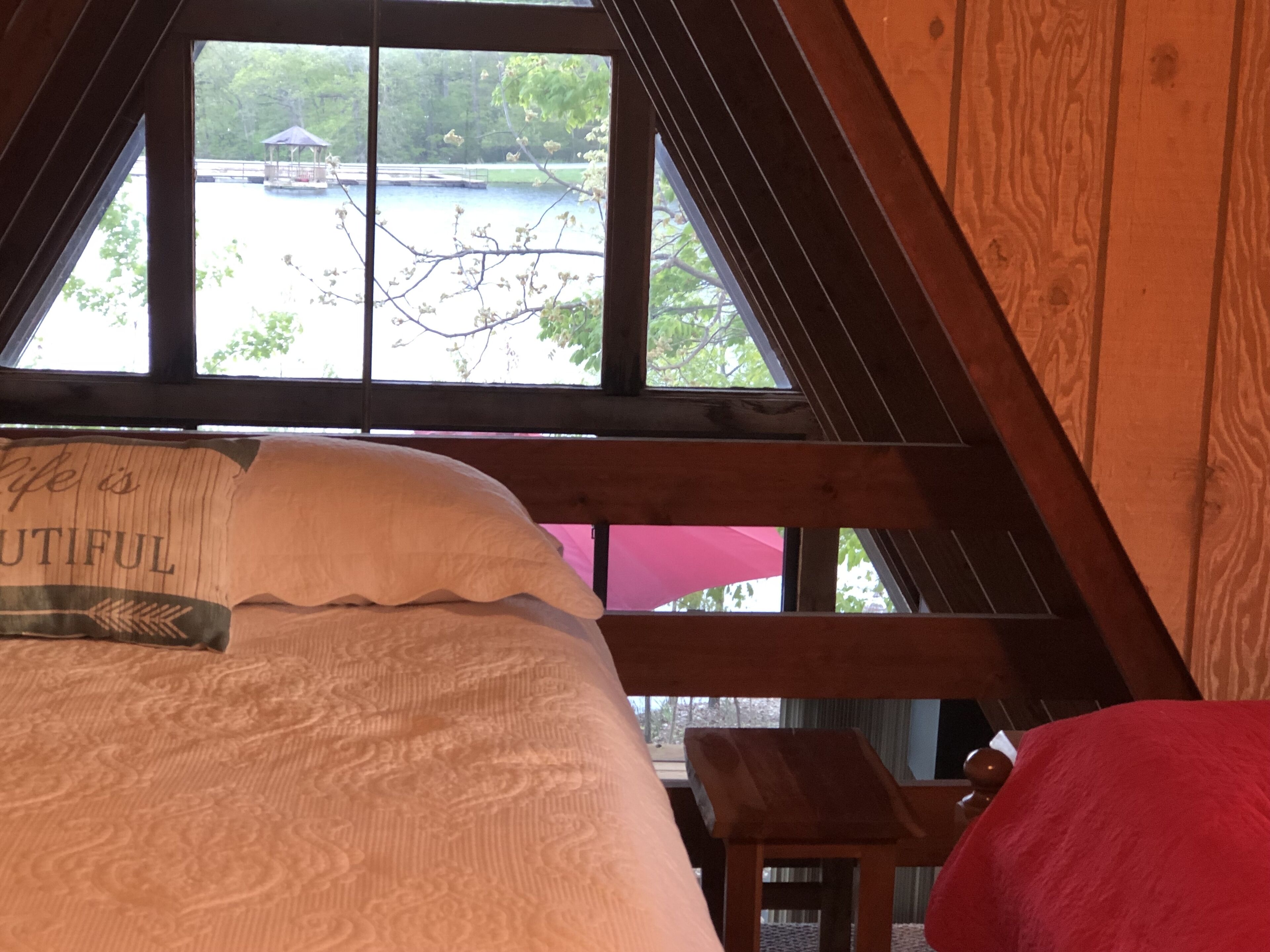 Fabulous chalet surrounded by a lake with rocked shoreline for water fun!