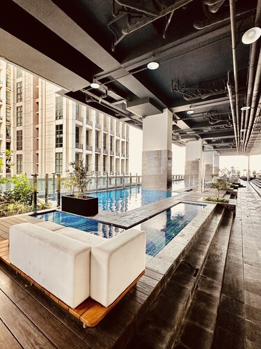 Luxury living @ Eastwood