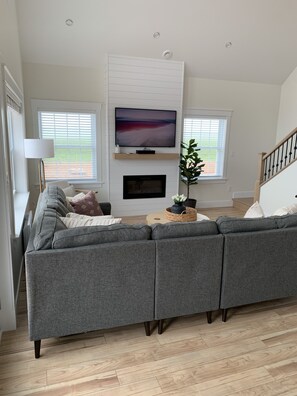 TV connectée, cheminée