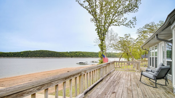 Unclassified image, 1 of 42, button - Serene Lakefront Mountain Home Getaway w/ Atrium! (Mountain Home)