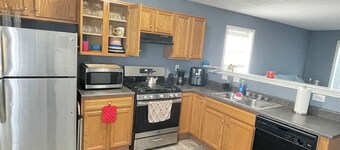 Cozy Home In The Heart of Louisville