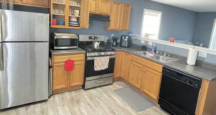 Cozy Home In The Heart of Louisville