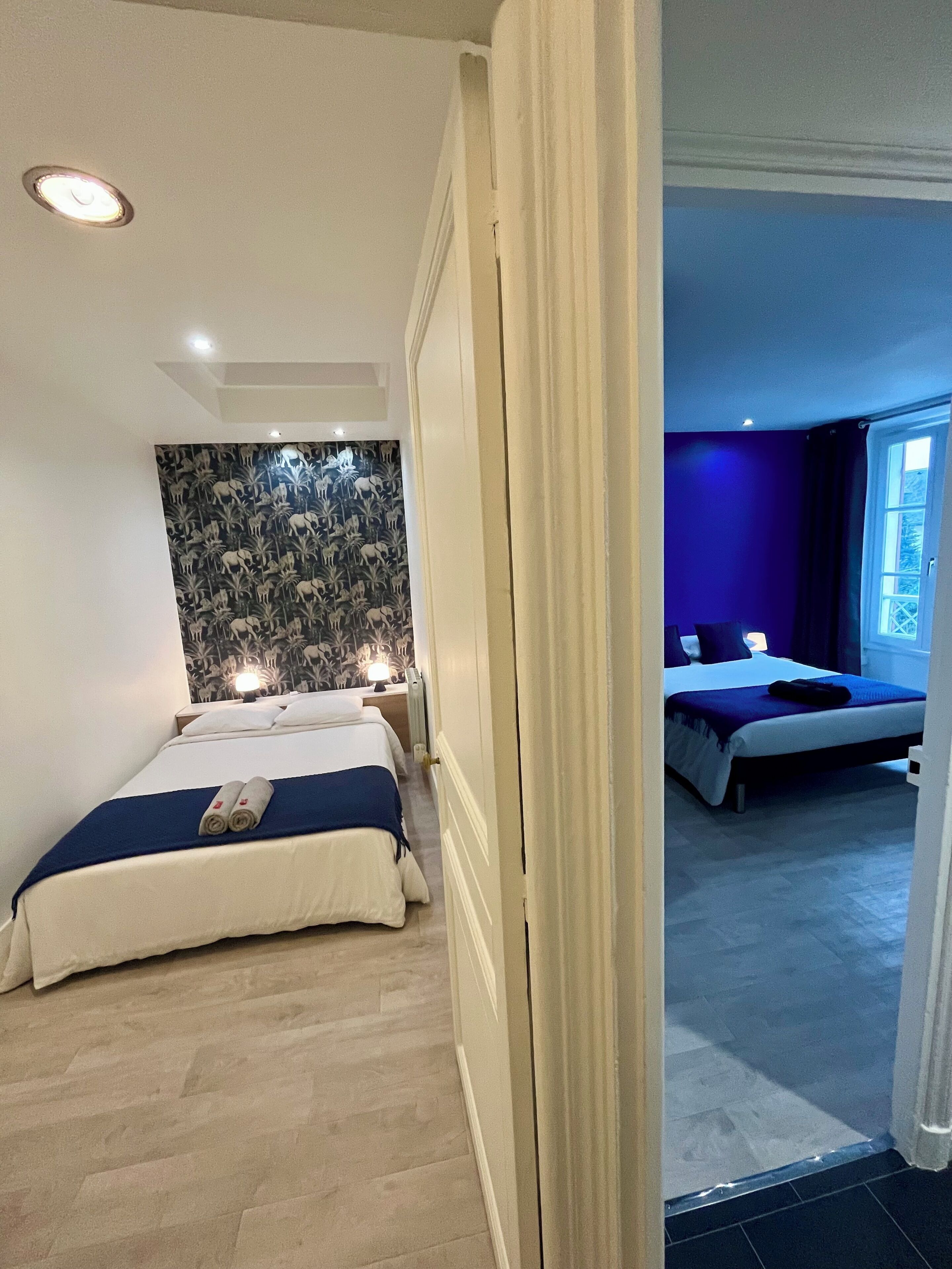 2 habitaciones, cuna de viaje, wifi gratis y ropa de cama 