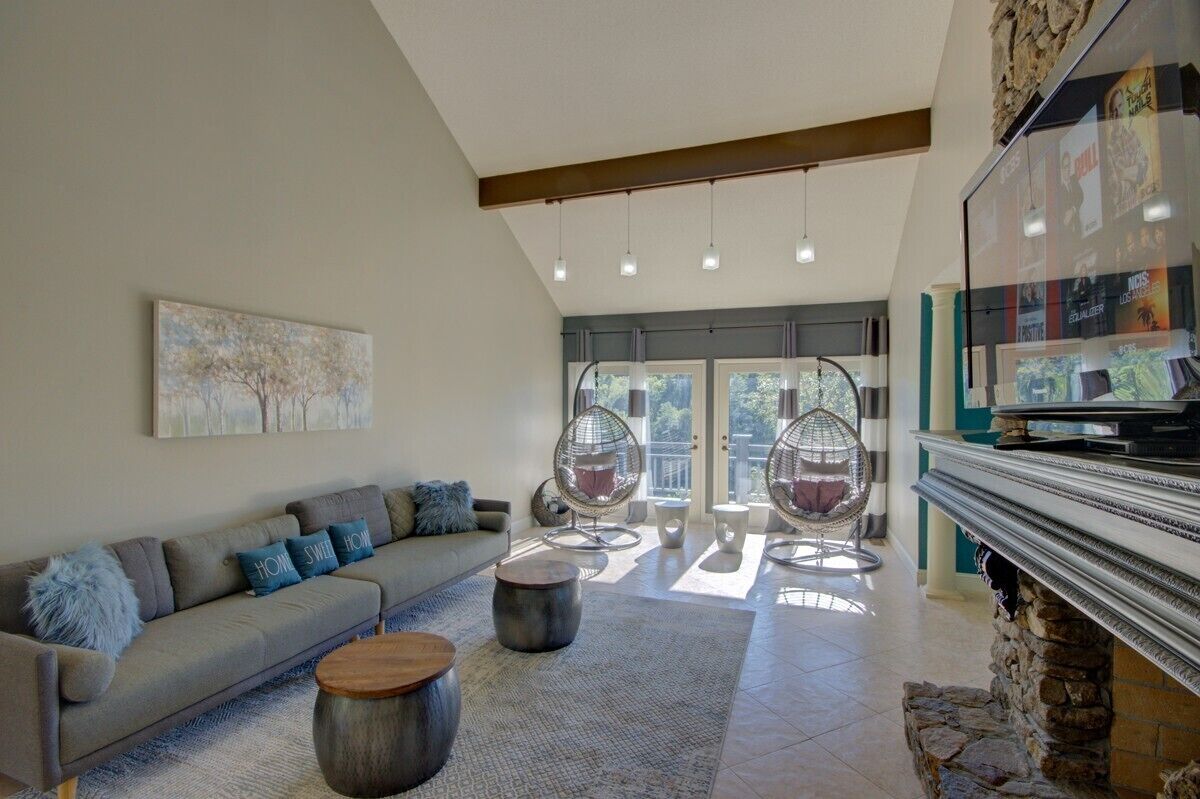 Winding Ridge near Asheville