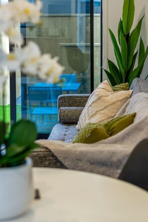 TV connectée, espaces bureaux