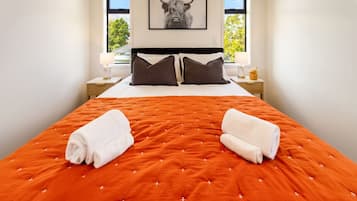 2 chambres, fer et planche Ă repasser, Wi-Fi gratuit, draps fournis