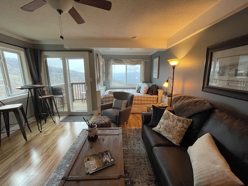 Sugar Mountain- Sweet Suite