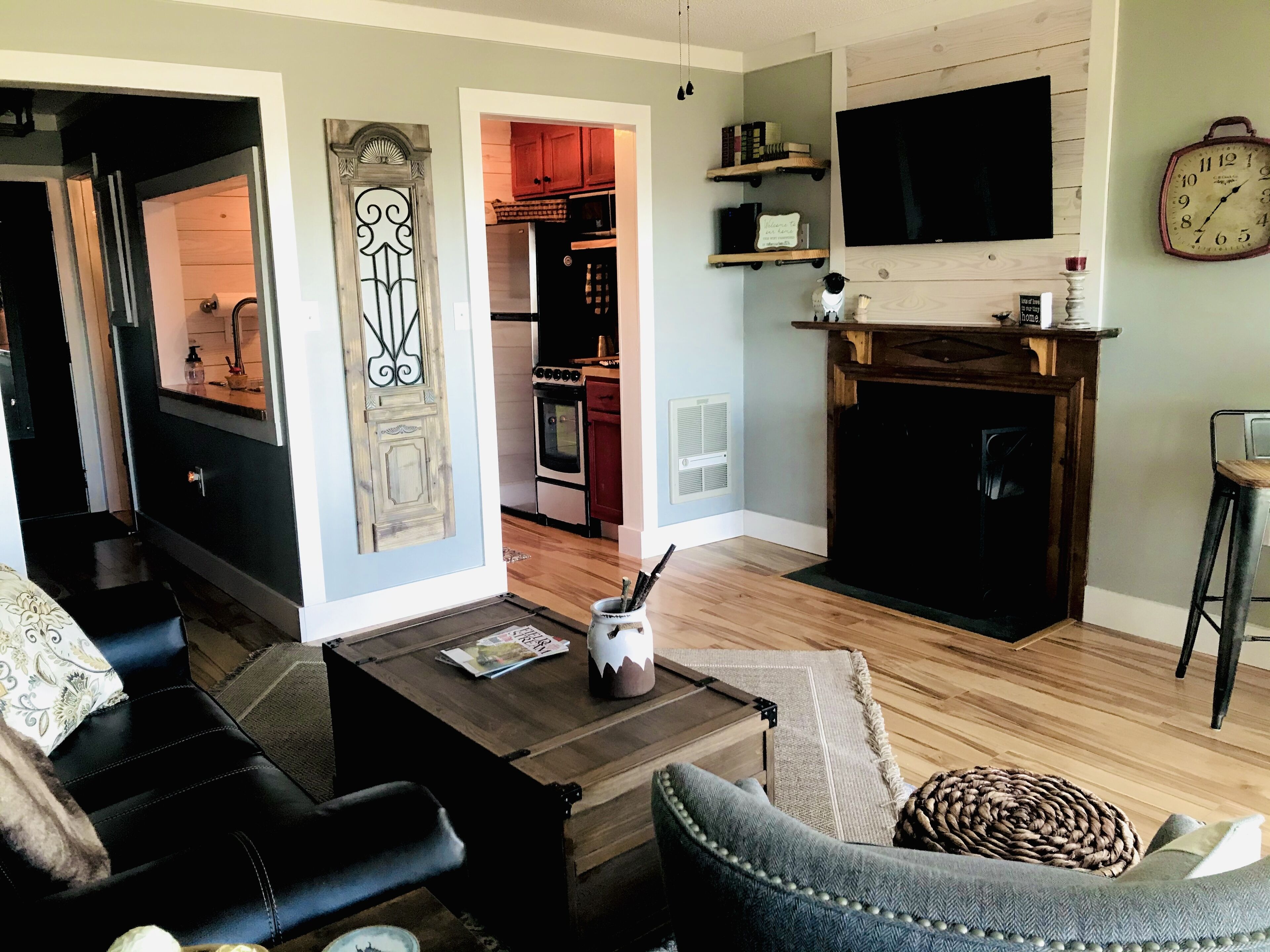 Sugar Mountain- Sweet Suite