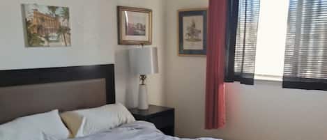 1 bedroom, WiFi, bed sheets