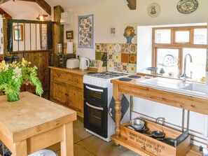 Private kitchen - 1 bedroom accommodation in Newton-on-the-Moor (Newton-on-the-Moor)