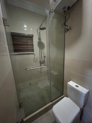 Håndklær og toalettpapir