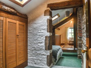 3 makuuhuonetta, ilmainen Wi-Fi, vuodevaatteet