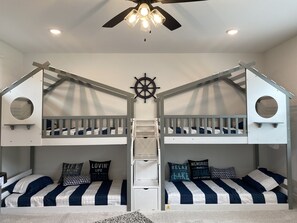 3 bedrooms, WiFi, bed sheets