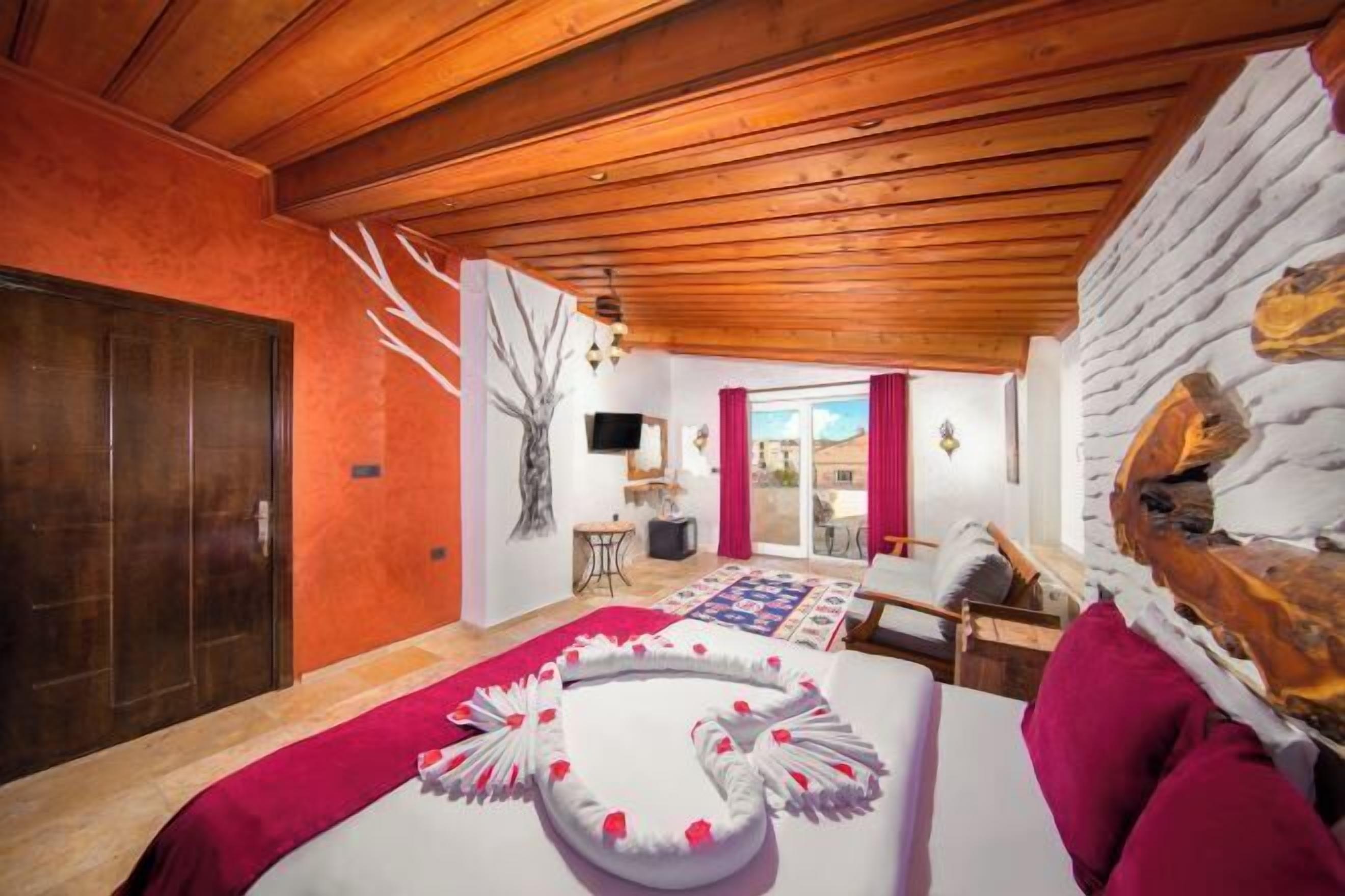 Egyptian cotton sheets, premium bedding, down comforters