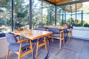 매일 풀 브렉퍼스트 무료 아침 식사 포함