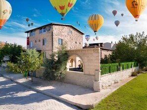 숙박 시설 정면