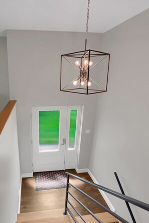 Interior - Fisher's Nook, Aunt Susie's Vacation Rentals : Raystown Lake Seven Points (Hesston)