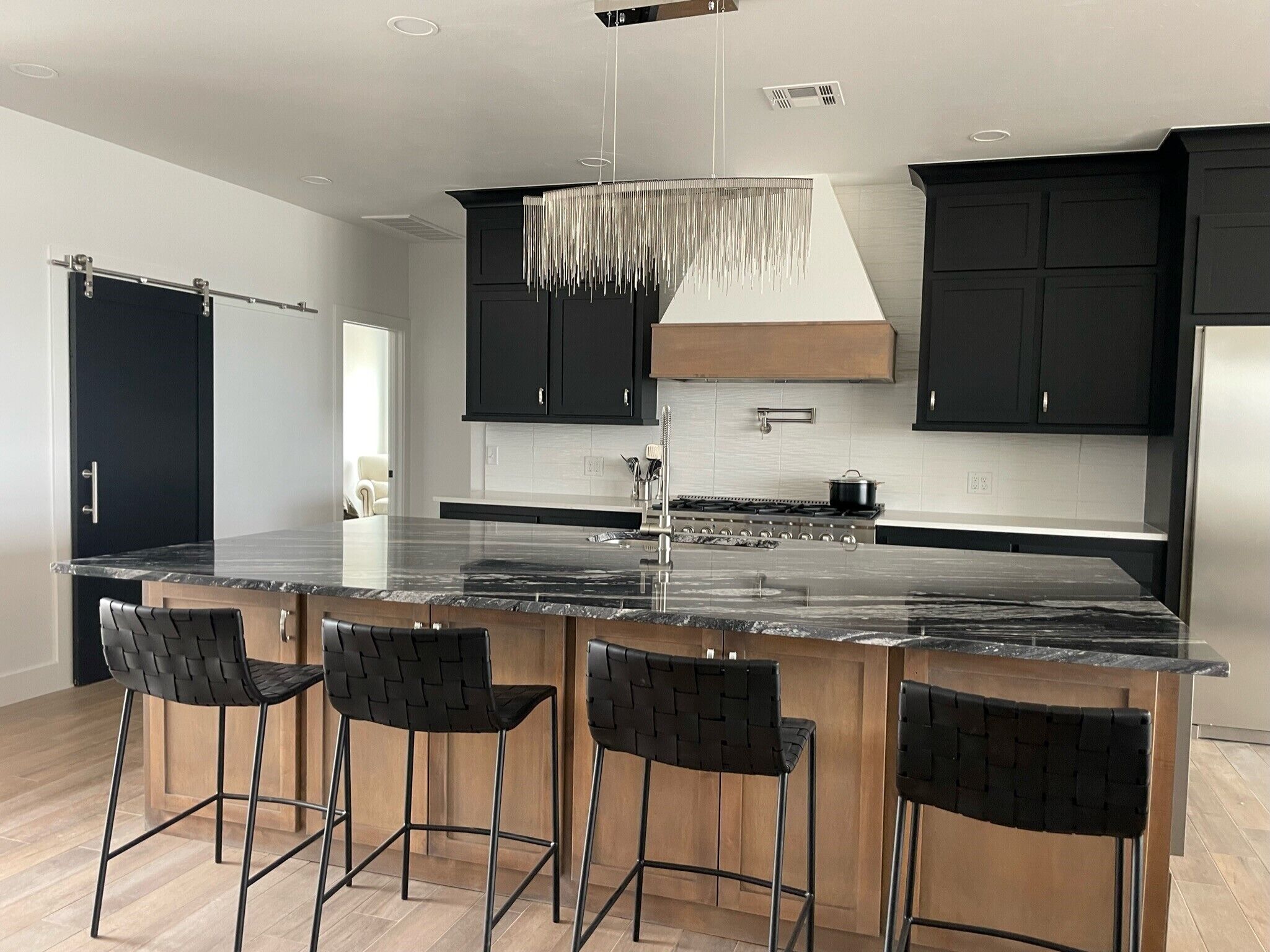 La Vie au Soleil -Live life in the ☀️ 7 Bedroom  Lake Front home-❗️STUNNING views❗️