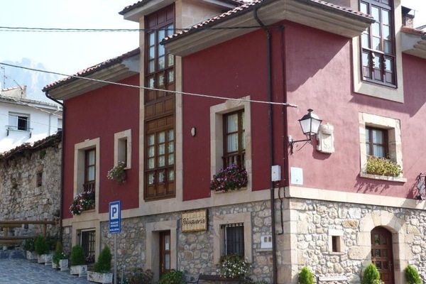 Fachada da propriedade