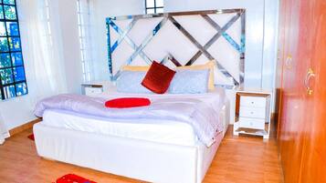 4 soverom, wi-fi (inkludert) og sengetøy